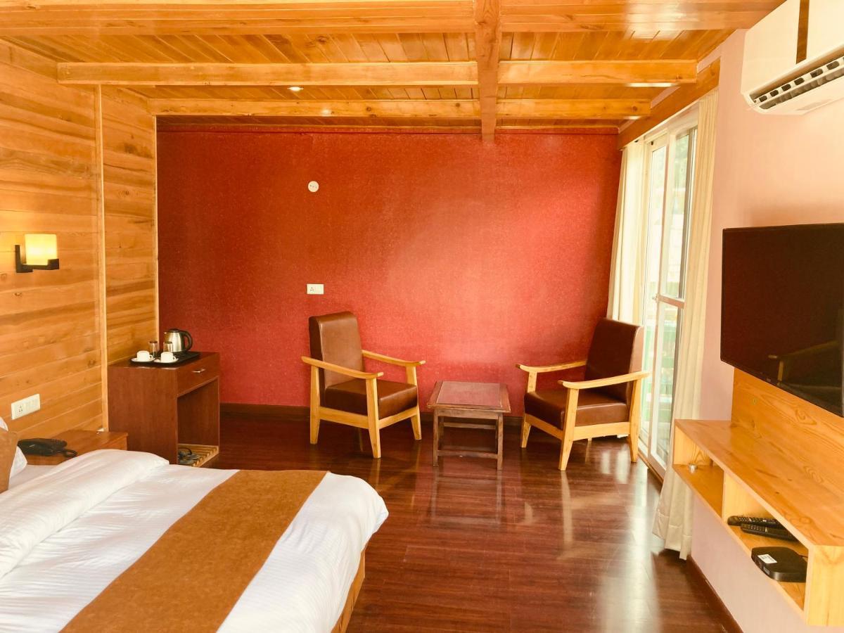 Vista Hill Resort- Centrally Heated & Air Cooled Resort, Manali Extérieur photo