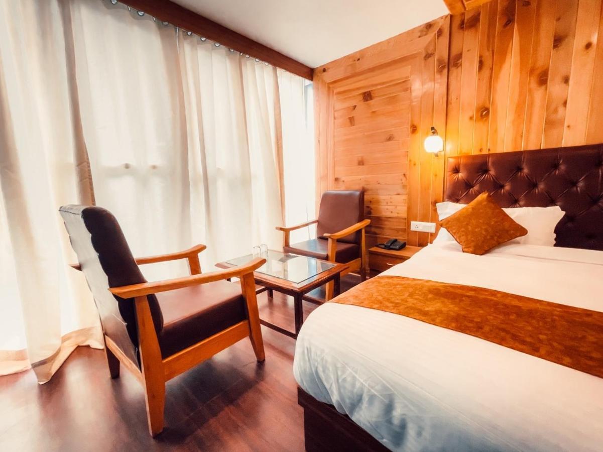 Vista Hill Resort- Centrally Heated & Air Cooled Resort, Manali Extérieur photo